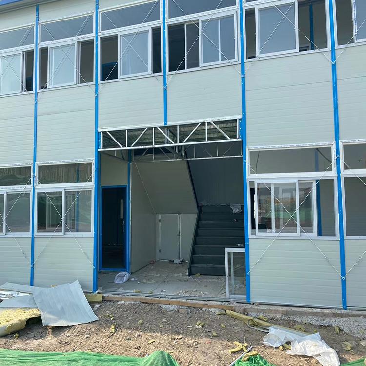 彩鋼活動板房彩鋼房安裝 輕鋼彩板房 - 山東鑫萬鴻集成房屋 -